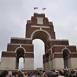 3 A La Campagne Au Nord D' Amiens