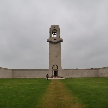 3 A La Campagne Au Nord D' Amiens 3* Rubempre
