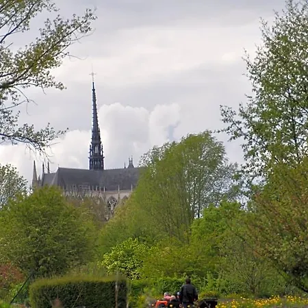 A La Campagne Au Nord D' Amiens